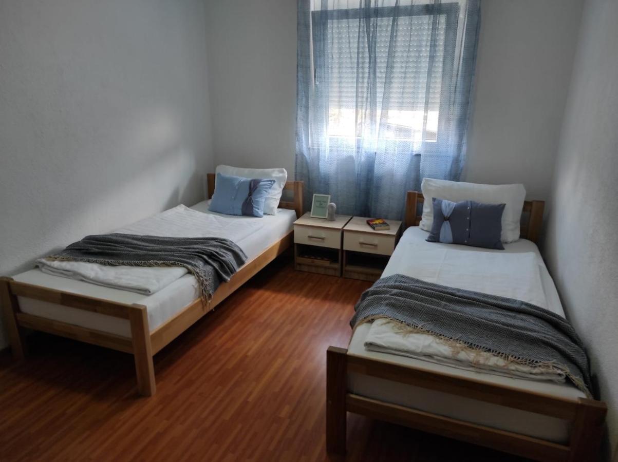 Apartman "Like At Home" Яйце Екстериор снимка