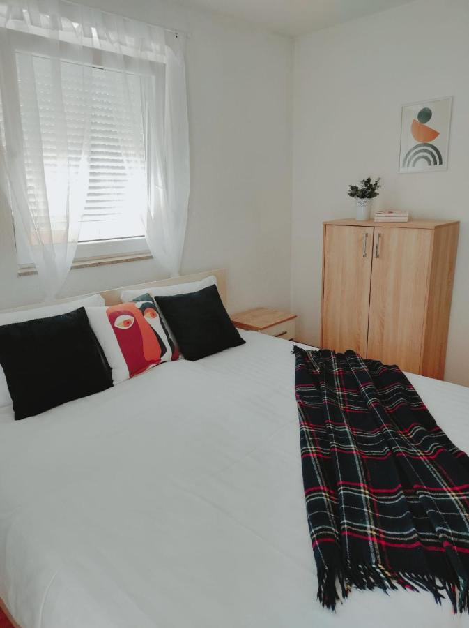 Apartman "Like At Home" Яйце Екстериор снимка