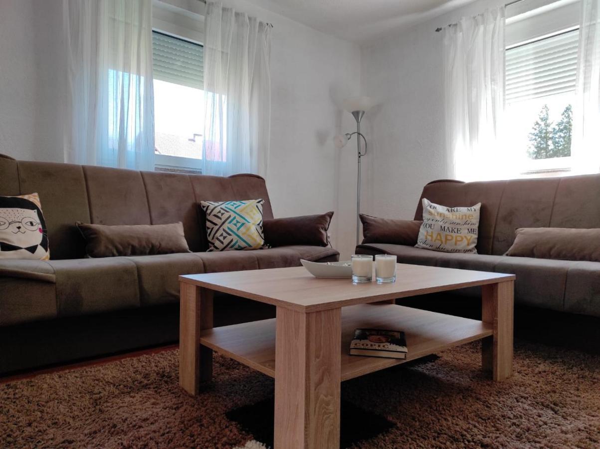 Apartman "Like At Home" Яйце Екстериор снимка